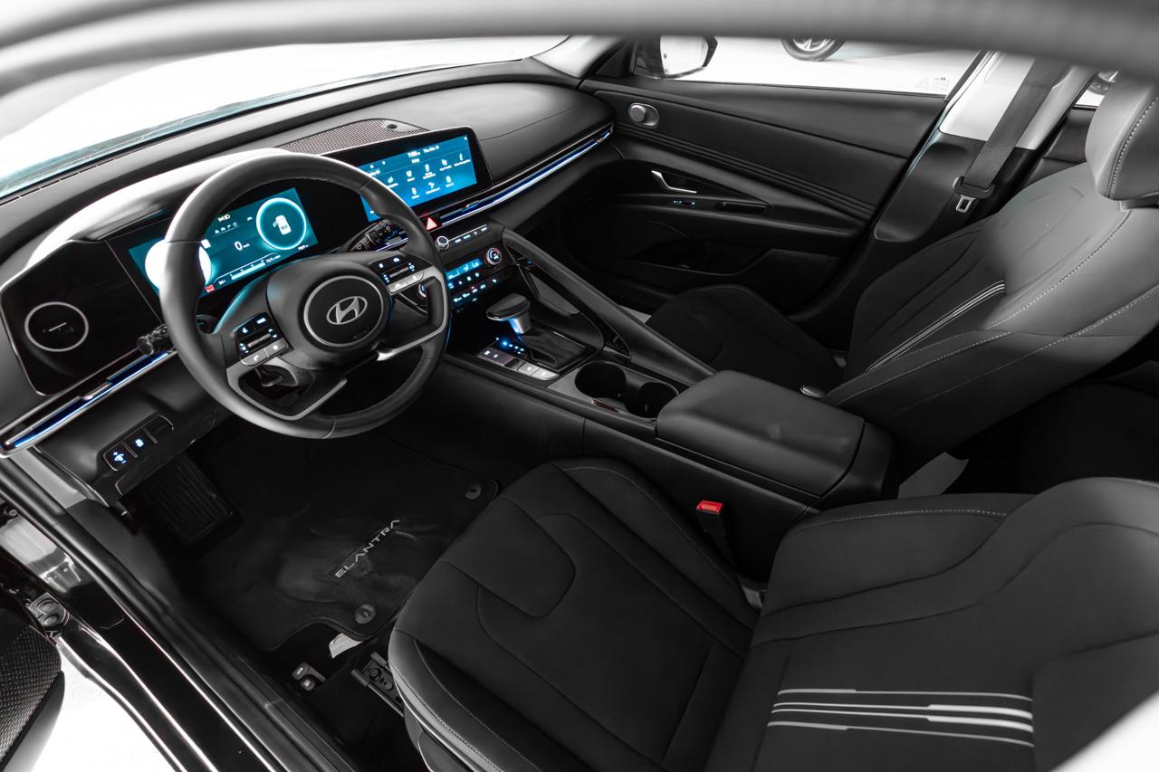 Hyundai Elantra 2024