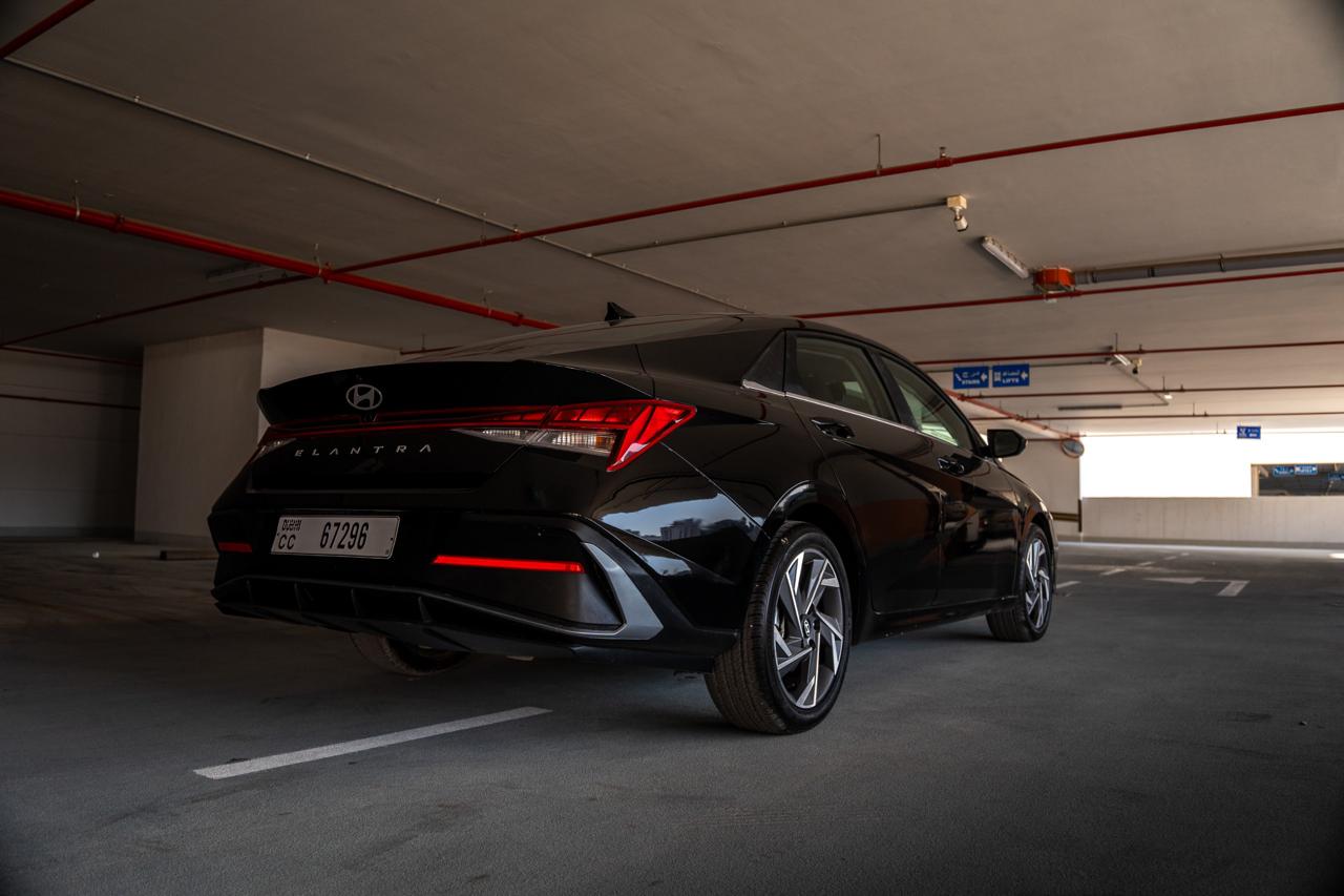 Hyundai Elantra 2024