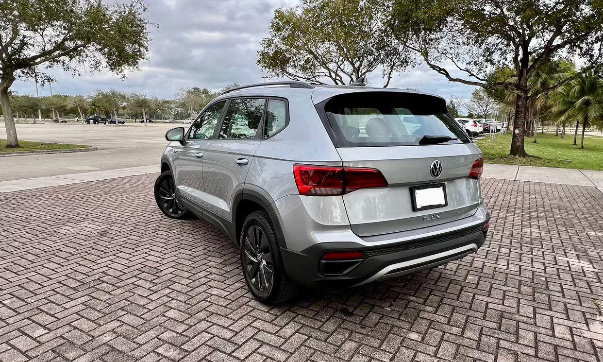 Volkswagen Taos 2024