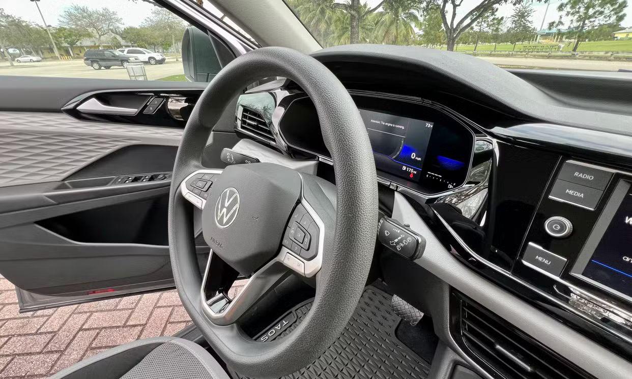 Volkswagen Taos 2024